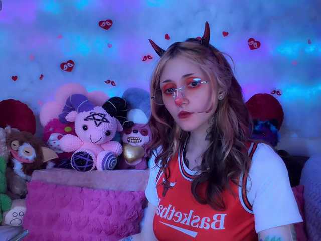 Devil-Baby live cam profile