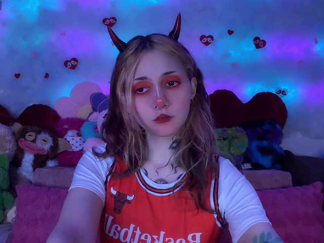 Devil-Baby live cam profile