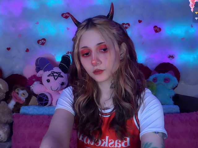 Devil-Baby's BongaCams show and profile