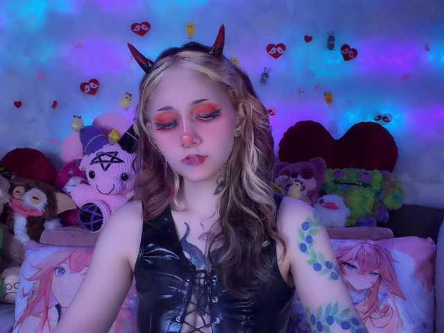 Devil-Baby's BongaCams show and profile
