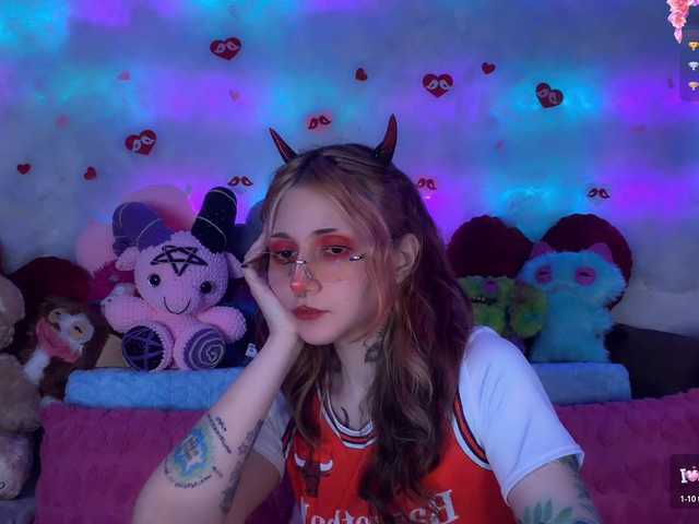 Devil-Baby's BongaCams show and profile