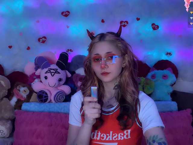 Devil-Baby's BongaCams show and profile