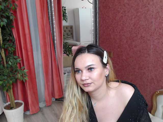 DaliaHaven's BongaCams show and profile