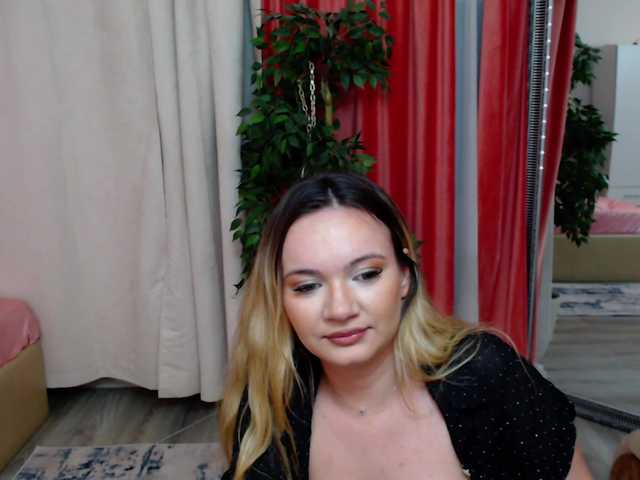 DaliaHaven's BongaCams show and profile