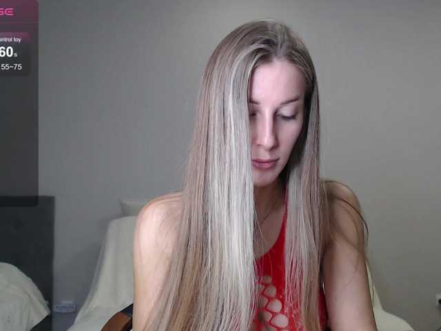 crushgirl's BongaCams show and profile