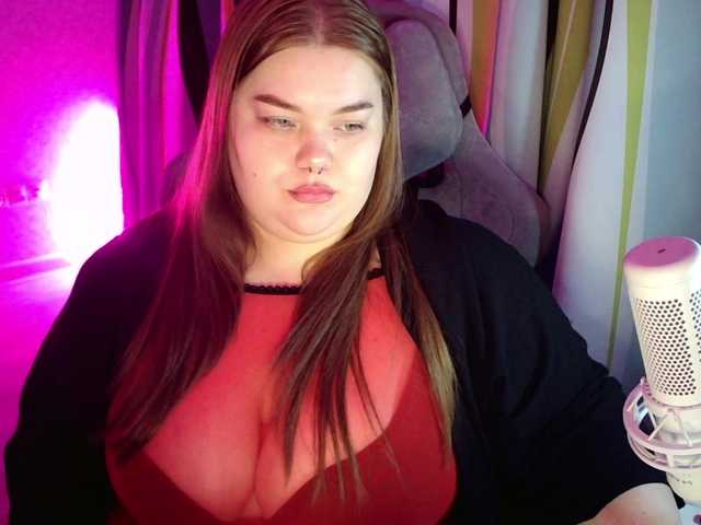 LovelyEmily's BongaCams show and profile