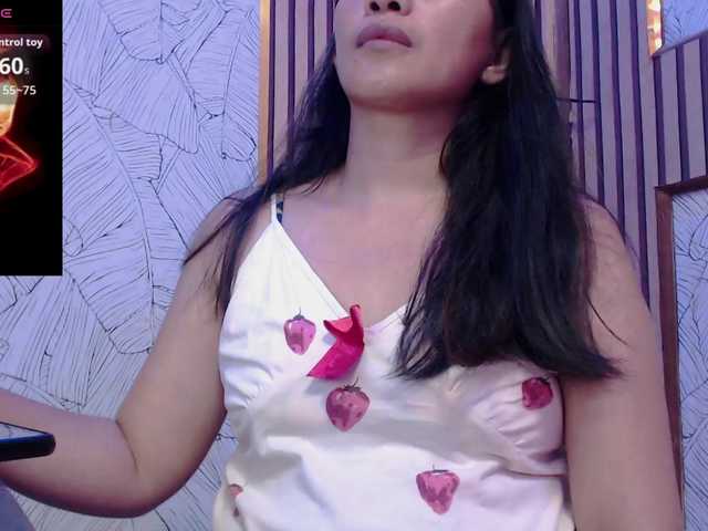 kimikosnowie's BongaCams show and profile