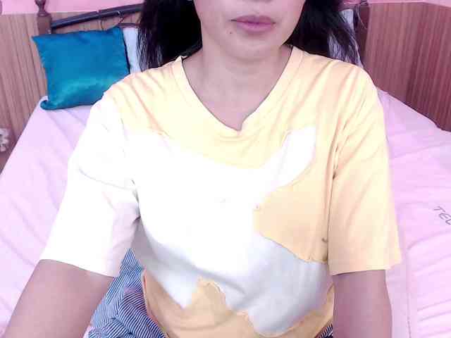 kimikosnowie Live Webcam on BongaCams