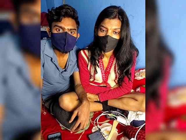Indian-couple01 webcam