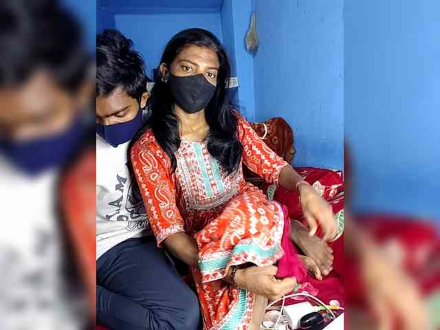 Indian-couple01 Live Webcam on BongaCams