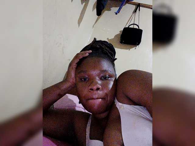 sharonnaomi's BongaCams show and profile