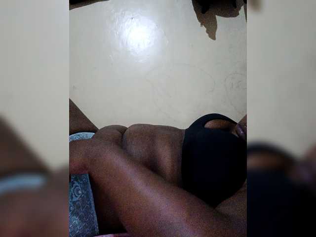 sharonnaomi's BongaCams show and profile