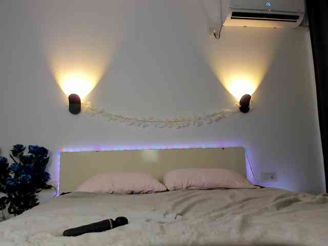 m1sss1nful Live Webcam on BongaCams