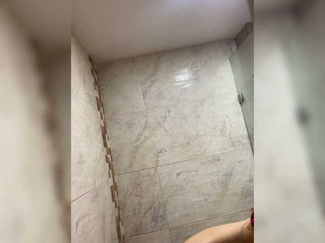 SophieRouge's BongaCams show and profile