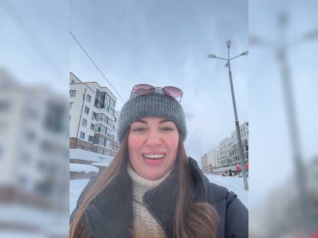 TheBESTorNOTHING's BongaCams show and profile