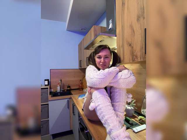 TheBESTorNOTHING's BongaCams show and profile