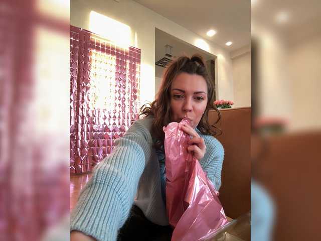 TheBESTorNOTHING's BongaCams show and profile