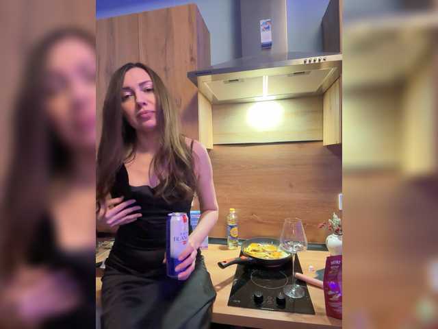 TheBESTorNOTHING's BongaCams show and profile