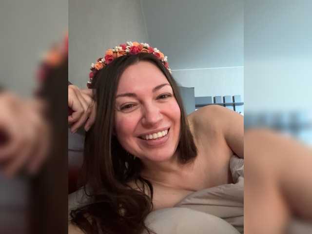 TheBESTorNOTHING's BongaCams show and profile