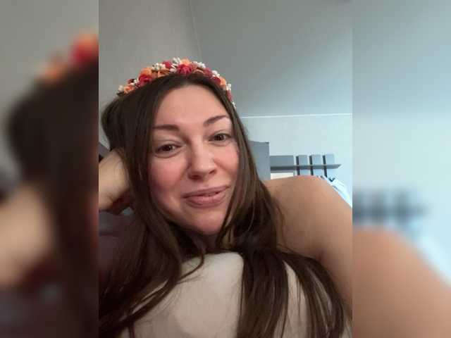 TheBESTorNOTHING's BongaCams show and profile