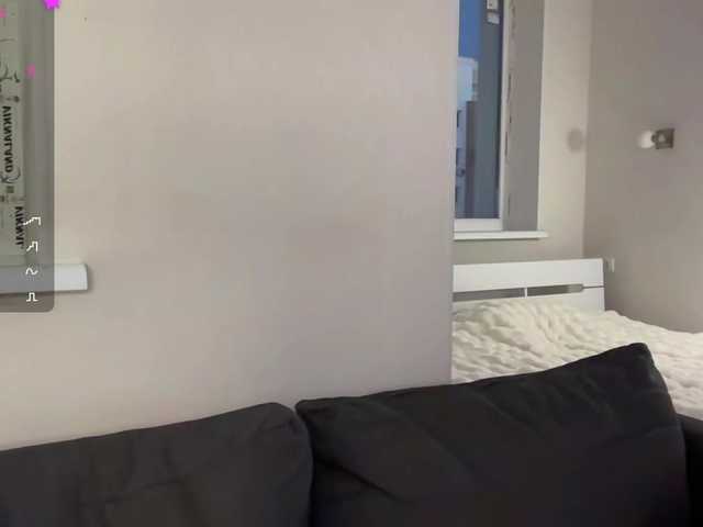 Moonika's BongaCams show and profile