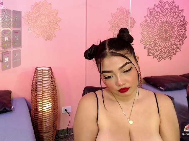 ArianaRouge's BongaCams show and profile