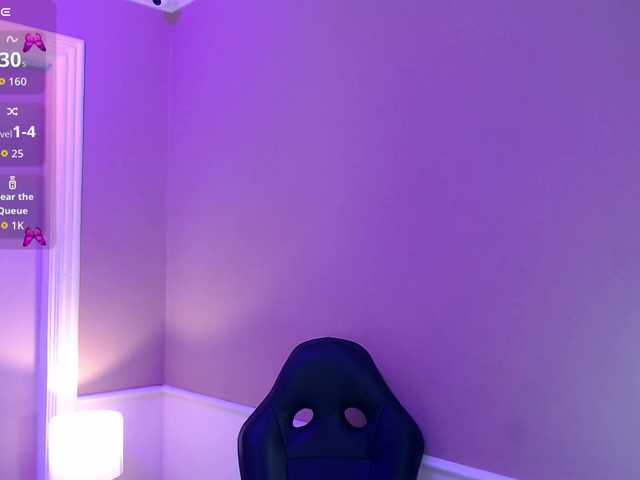 ArianaRouge's BongaCams show and profile