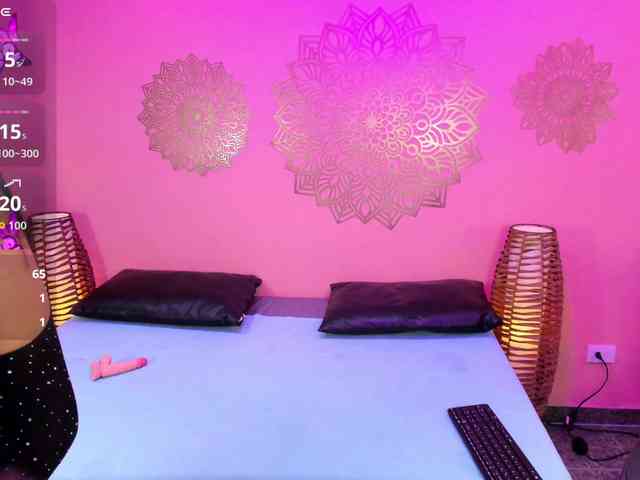 ArianaRouge ArianaRouge