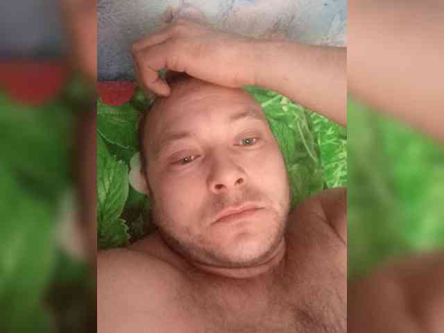 Alexey-1996 Live Webcam on BongaCams