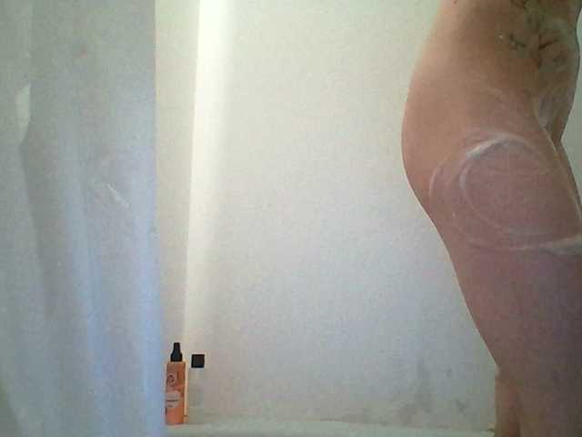 DENISA2-1's BongaCams show and profile