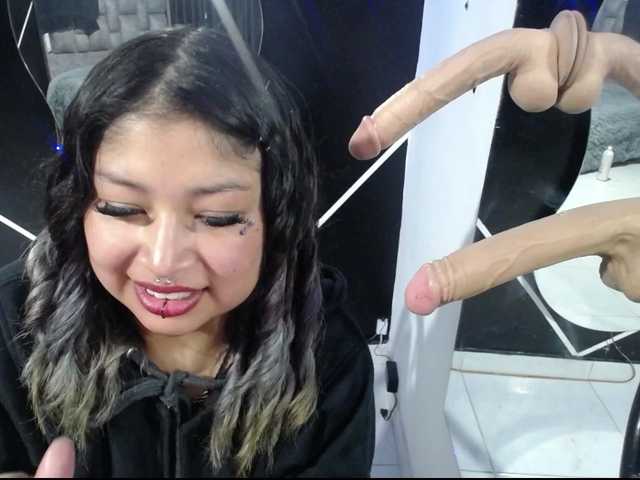 hikonojan's BongaCams show and profile