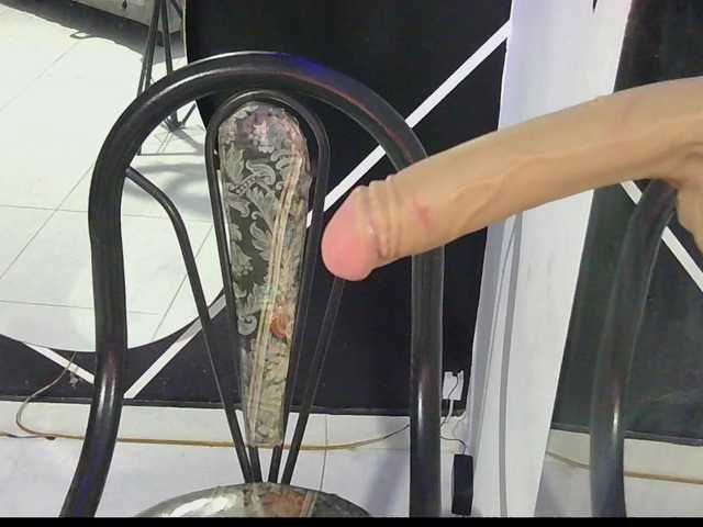 hikonojan's BongaCams show and profile