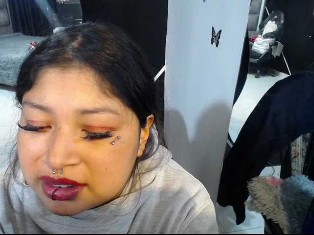 hikonojan's BongaCams show and profile