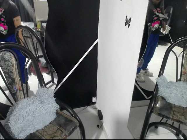 hikonojan's BongaCams show and profile