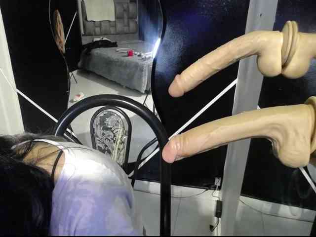 hikonojan Live Webcam on BongaCams