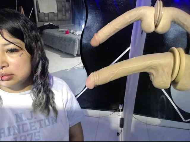 hikonojan Live Webcam on BongaCams