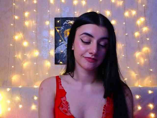 MiaColour Live Webcam on BongaCams