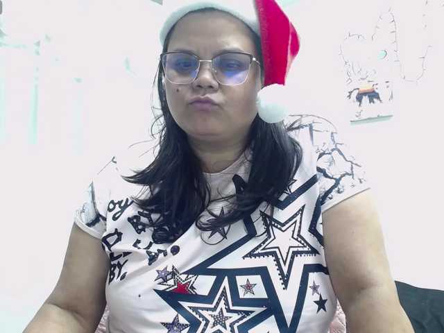 angelik – webcam model profile photo