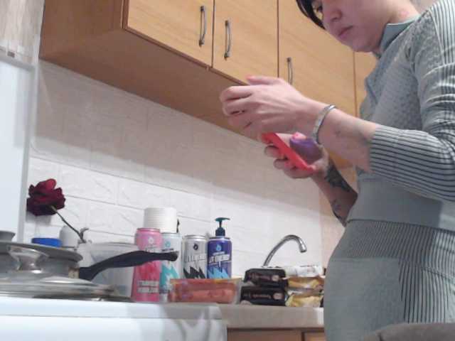 Sweet-kimchi's BongaCams show and profile