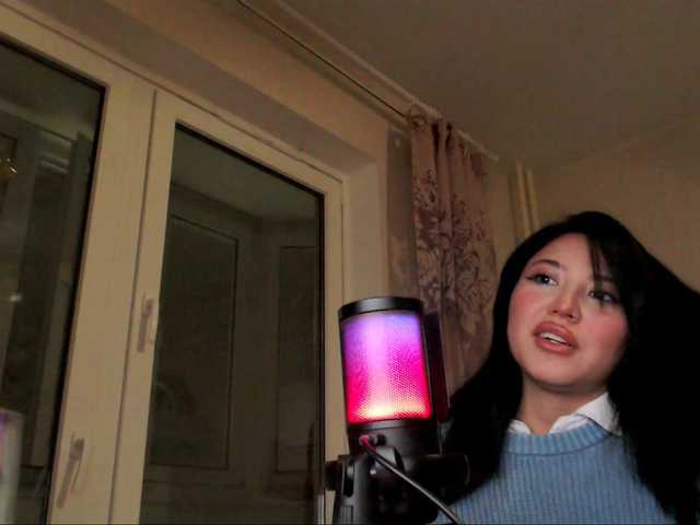 Sweet-kimchi's BongaCams show and profile