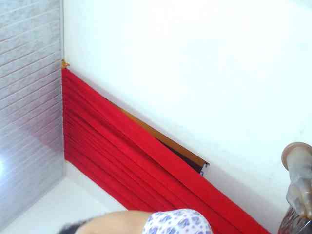 ailin-naughty-ts Live Webcam on BongaCams