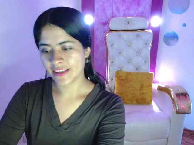 Ashley-Stone Ashley-Stone