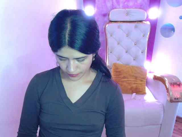 Ashley-Stone Ashley-Stone