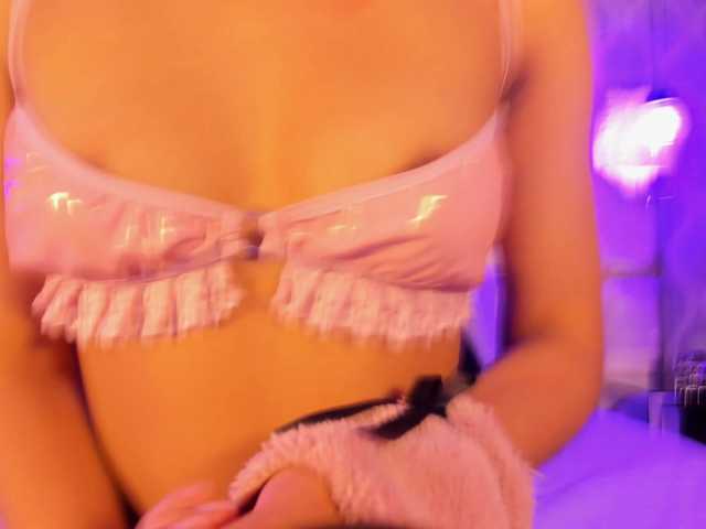 KendallWiings's BongaCams show and profile