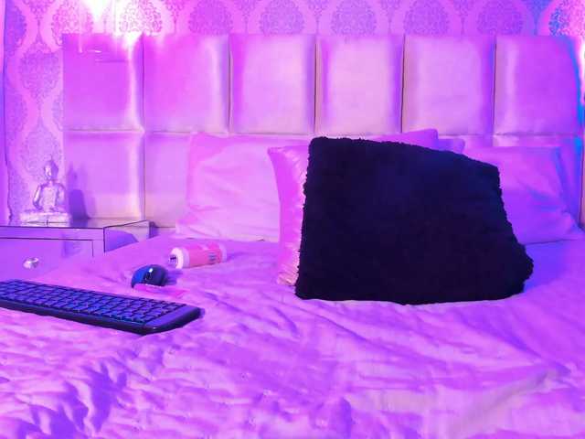 KendallWiings's BongaCams show and profile