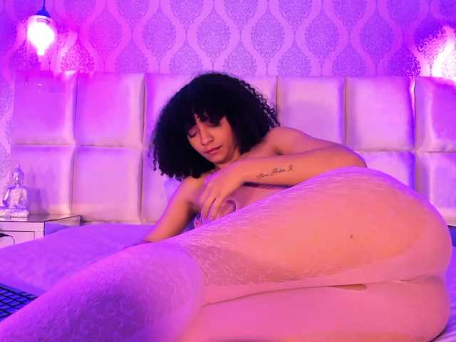 KendallWiings's BongaCams show and profile