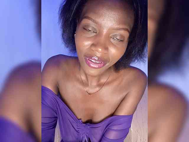 Seductivehoney2 webcam