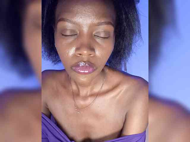 Seductivehoney2 webcam