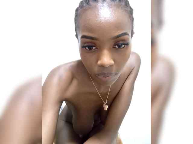 Seductivehoney2 webcam