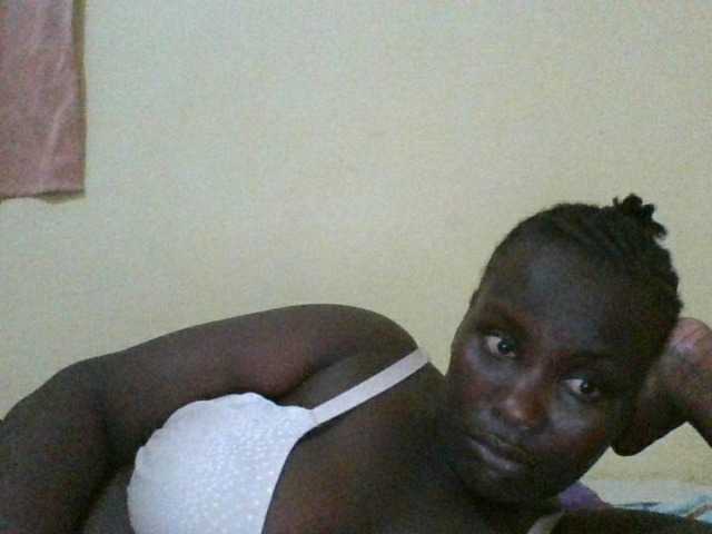 Blackbeauty001's BongaCams show and profile